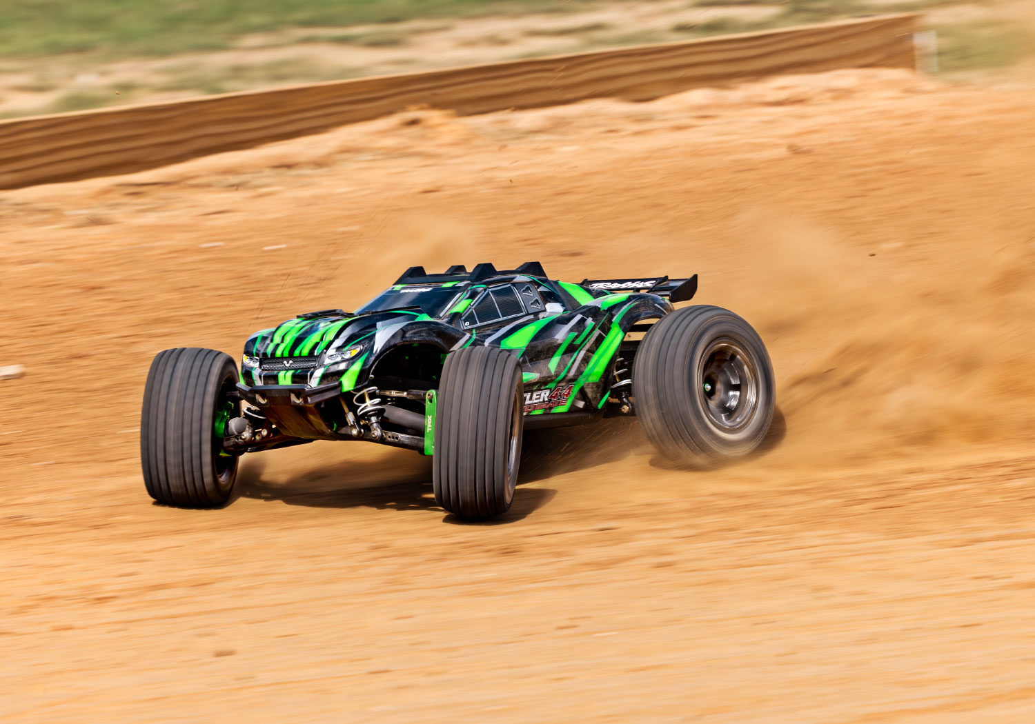 Traxxas Rustler 4X4 VXL ULTIMATE TQi TSM High-Performance Brushless Stadium Truck 1/10 Green