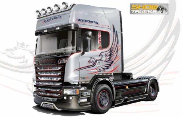 Italeri Scania R730 V8 Streamline Silver Griffin 1/24