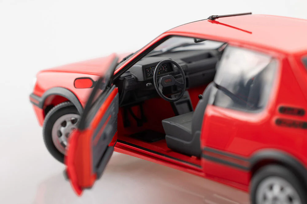 Heller Peugeot 205 GTI 1/24