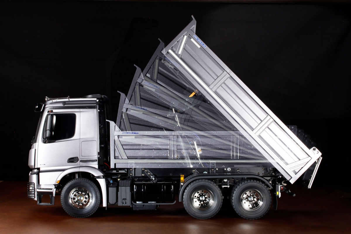 Tamiya Mercedes Benz Arocs 3348 6x4 Tipper Truck Kit 1/14