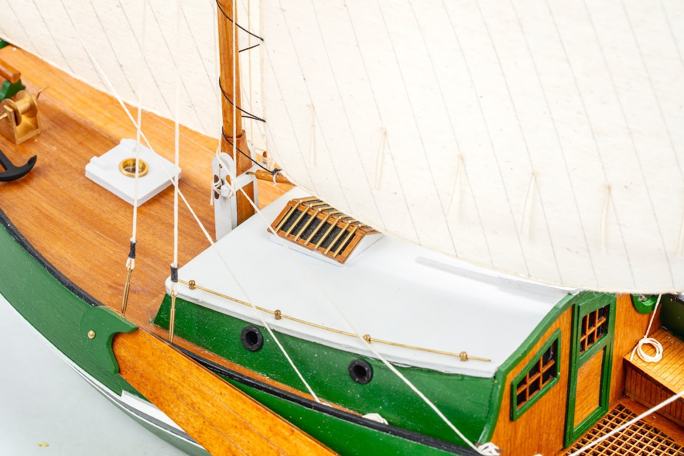 Billing Boats Zeeschouw 1/22