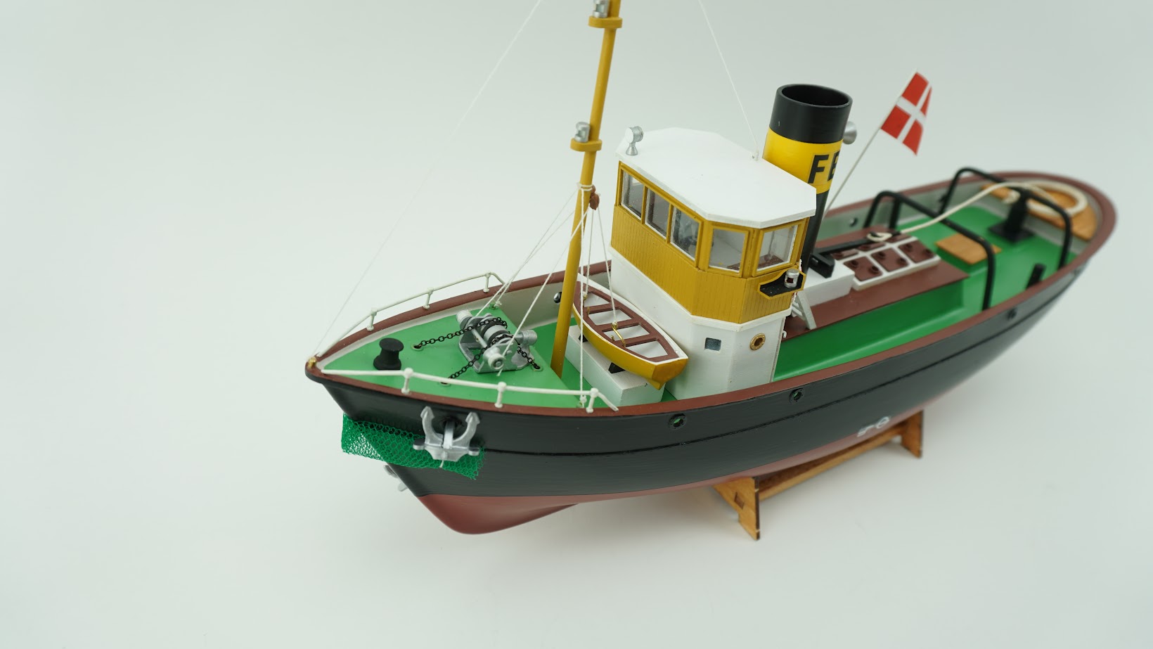 Billing Boats Ymer Tugboat 1/60