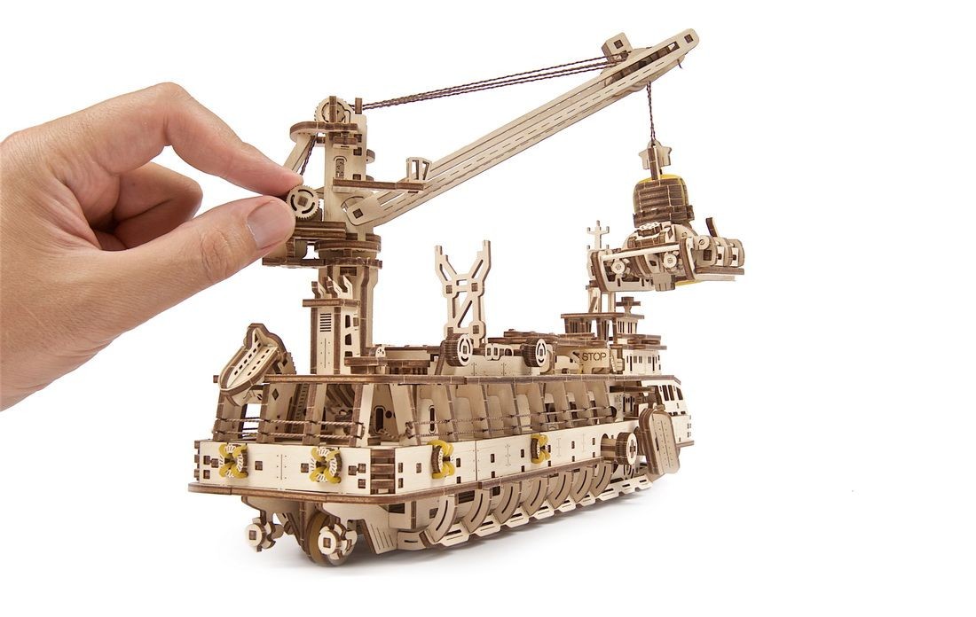 U-Gears Onderzoeksschip / Research Vessel mechanisch houten bouwpakket