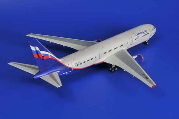 Zvezda Civil airliner Boeing 767-300 1/144