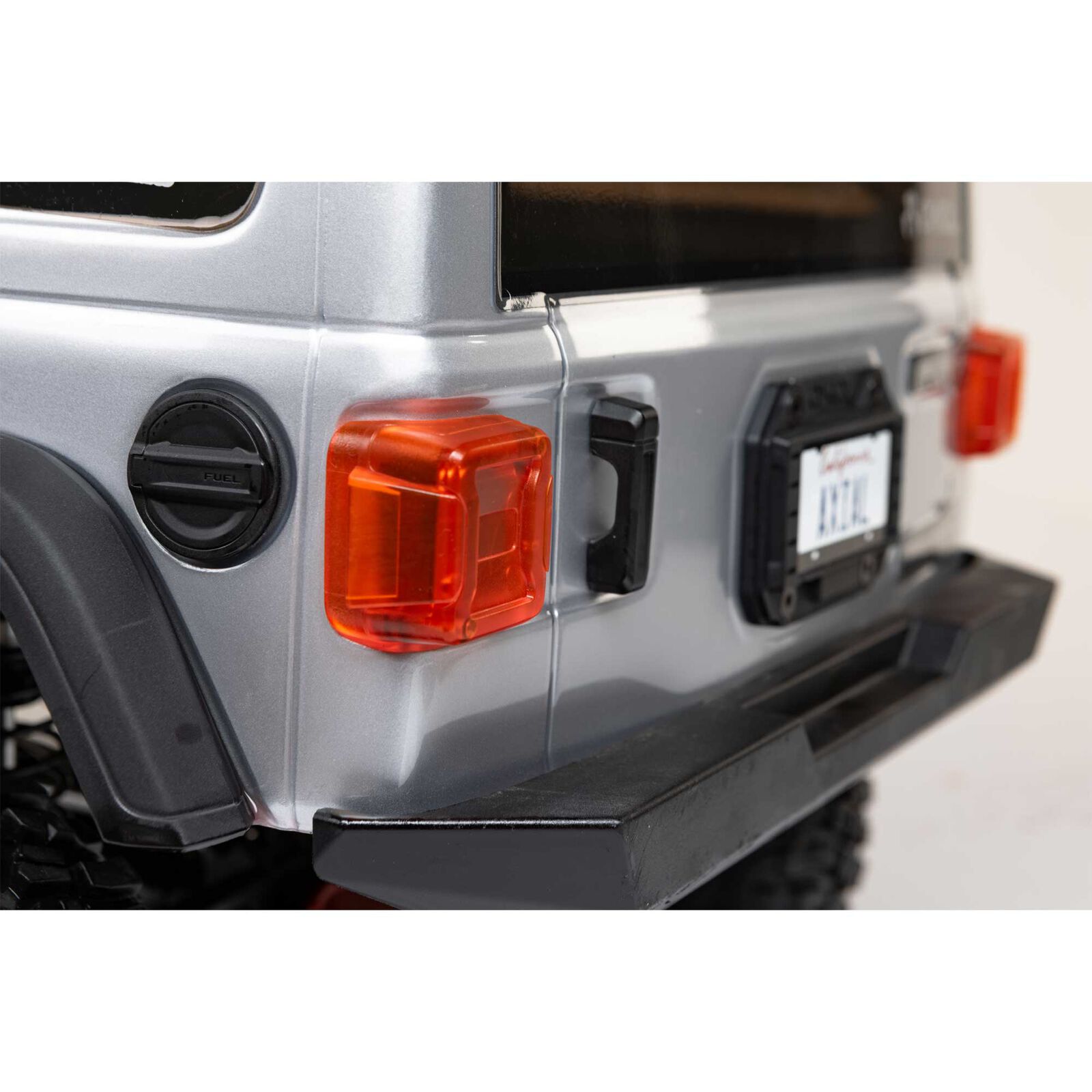 Axial SCX6 Jeep JLU Wrangler 4X4 RTR Crawler Silver 1/6