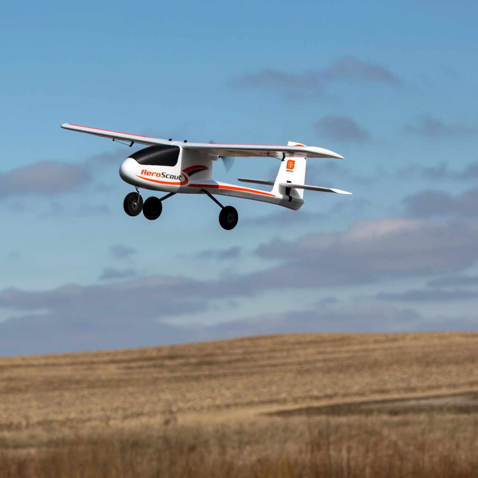 Hobbyzone AeroScout S2 1.1m RTF Basic with SAFE
