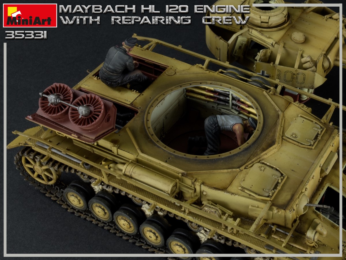 MiniArt Maybach HL 120 Engine for Panzer III/IV Family with Repair Crew 1/35