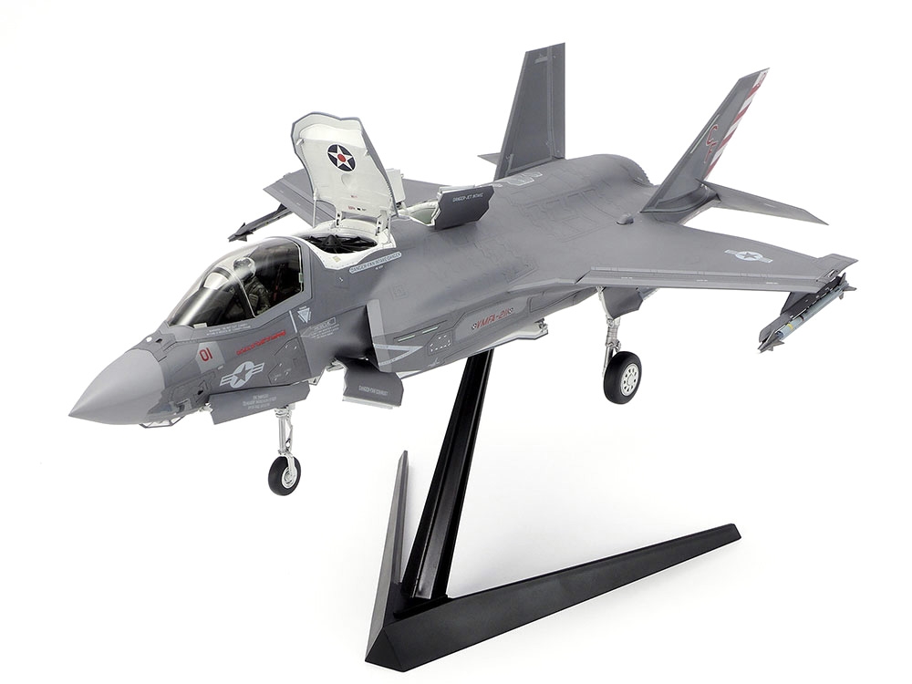 Tamiya Lockheed F-35 B Lightning II 1/48