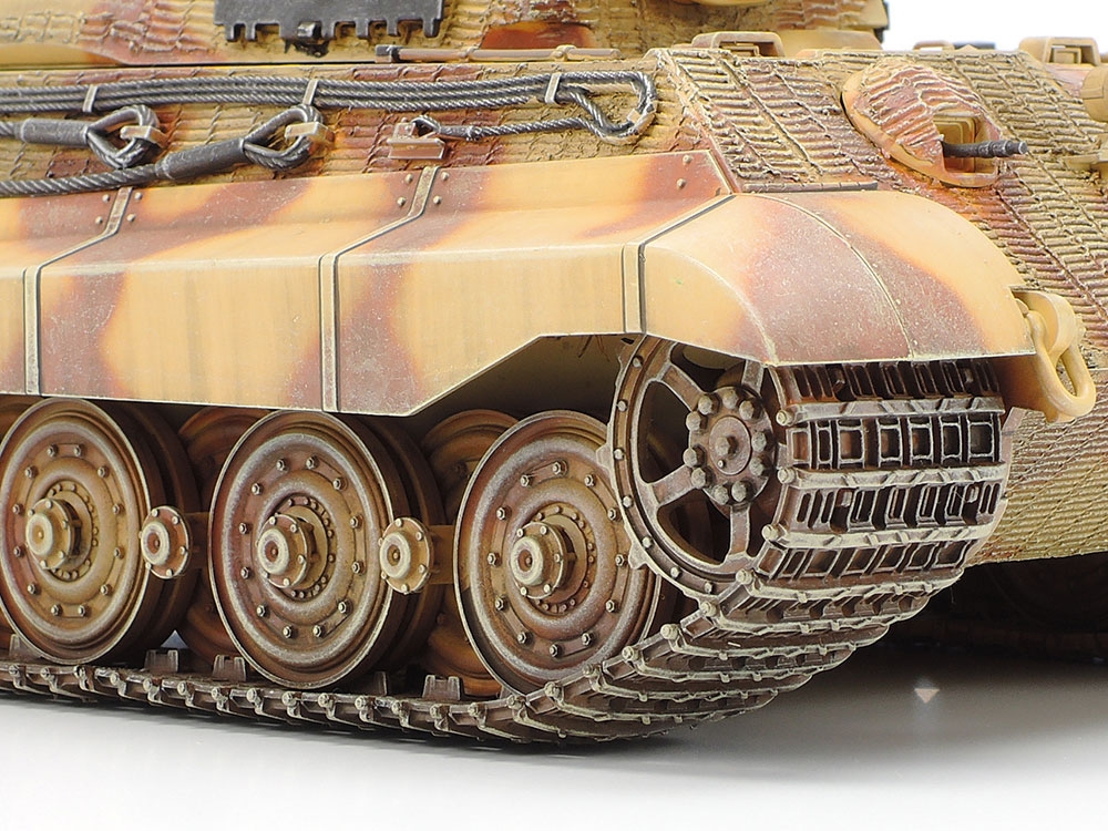 Tamiya German SdKfz.182 Pz VI Kingtiger 1/35