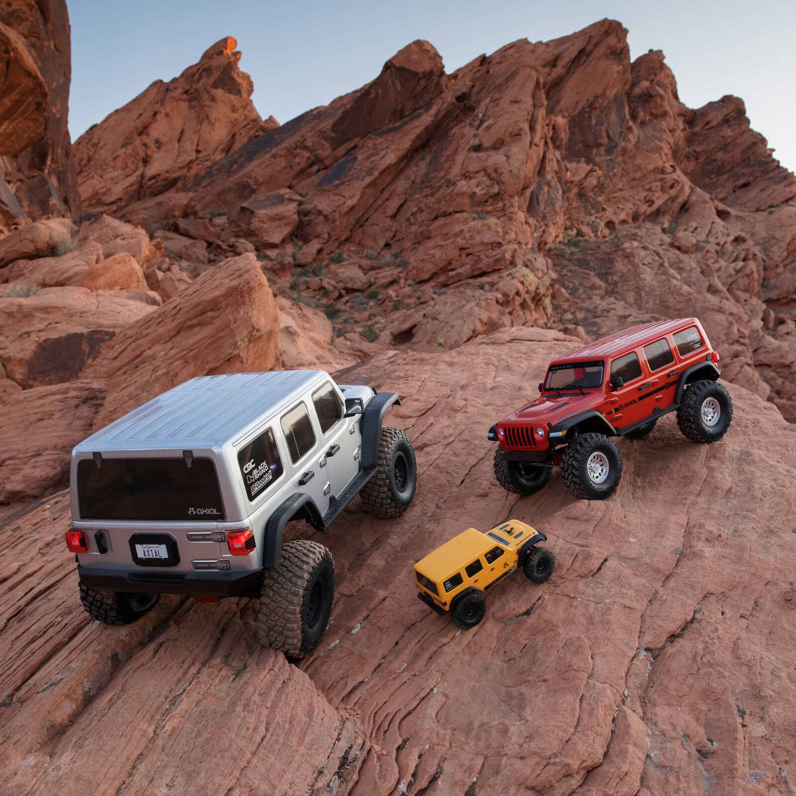 Axial SCX6 Jeep JLU Wrangler 4X4 RTR Crawler Silver 1/6