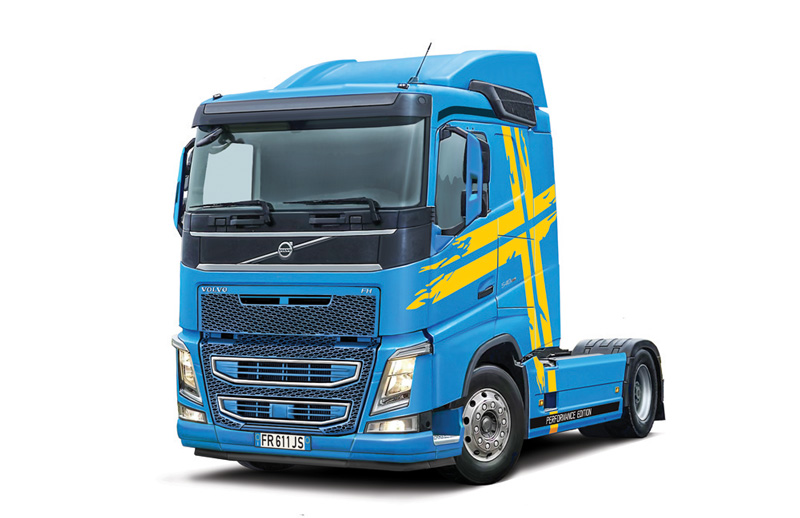 Italeri Volvo FH Low Roof 1/24