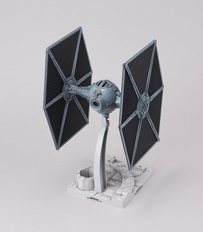 Revell / Bandai Star Wars Tie Fighter 1/72