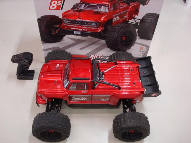 Occasion Arrma OUTCAST 8S AVC 4X4 RTR Brushless Stunt Truck Red 1/5