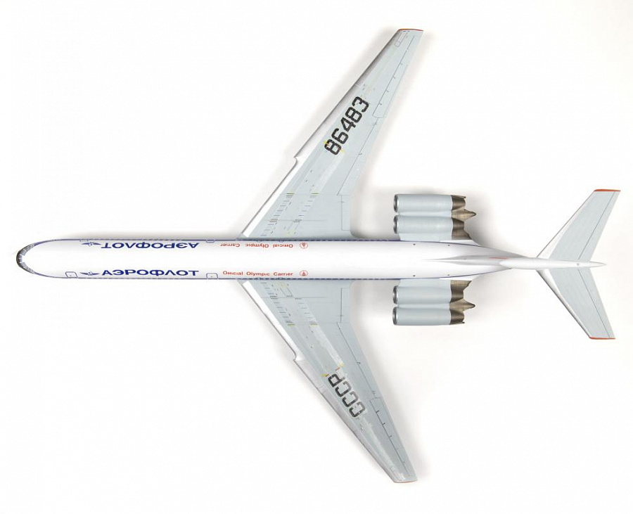 Zvezda Civil airliner IL-62M 1/144
