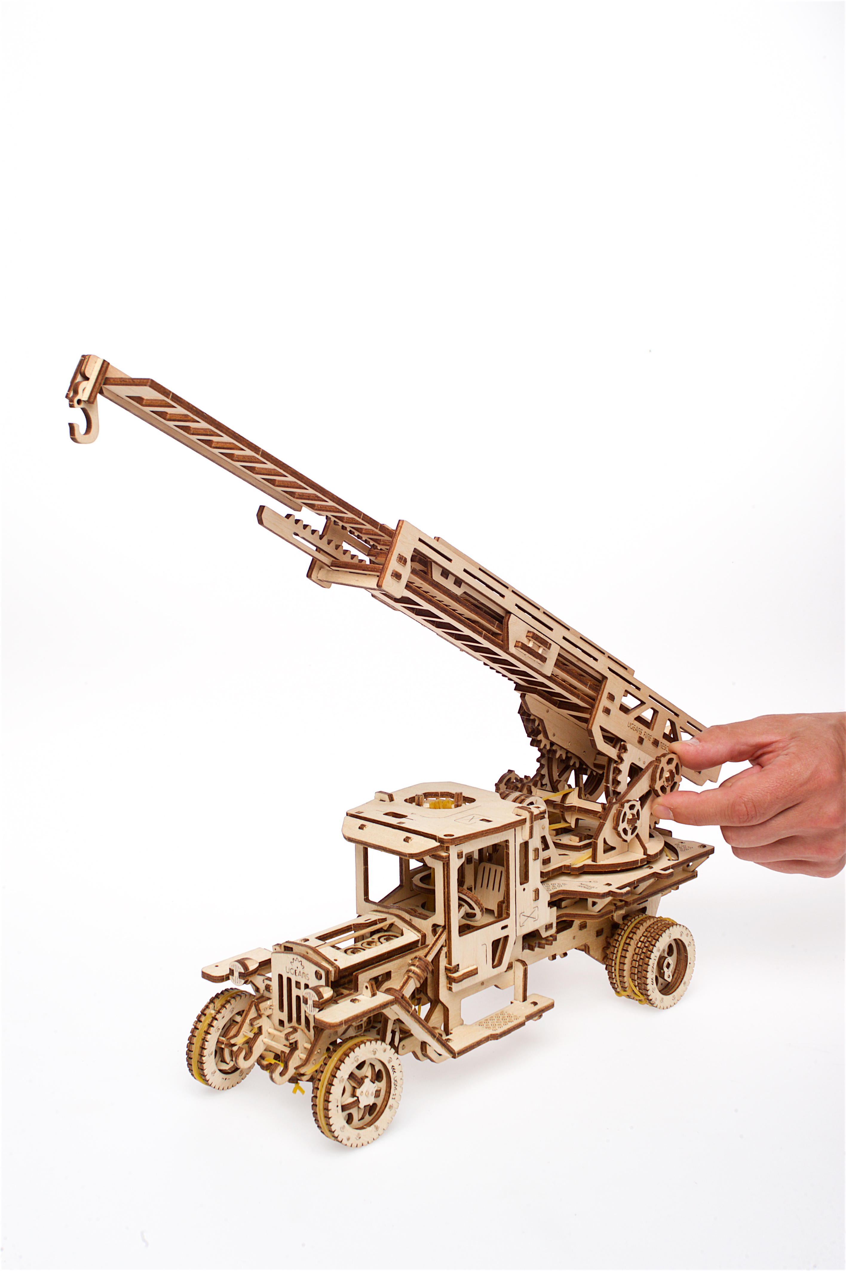 U-Gears Brandweertruck met ladder / Fire Ladder mechanisch houten bouwpakket