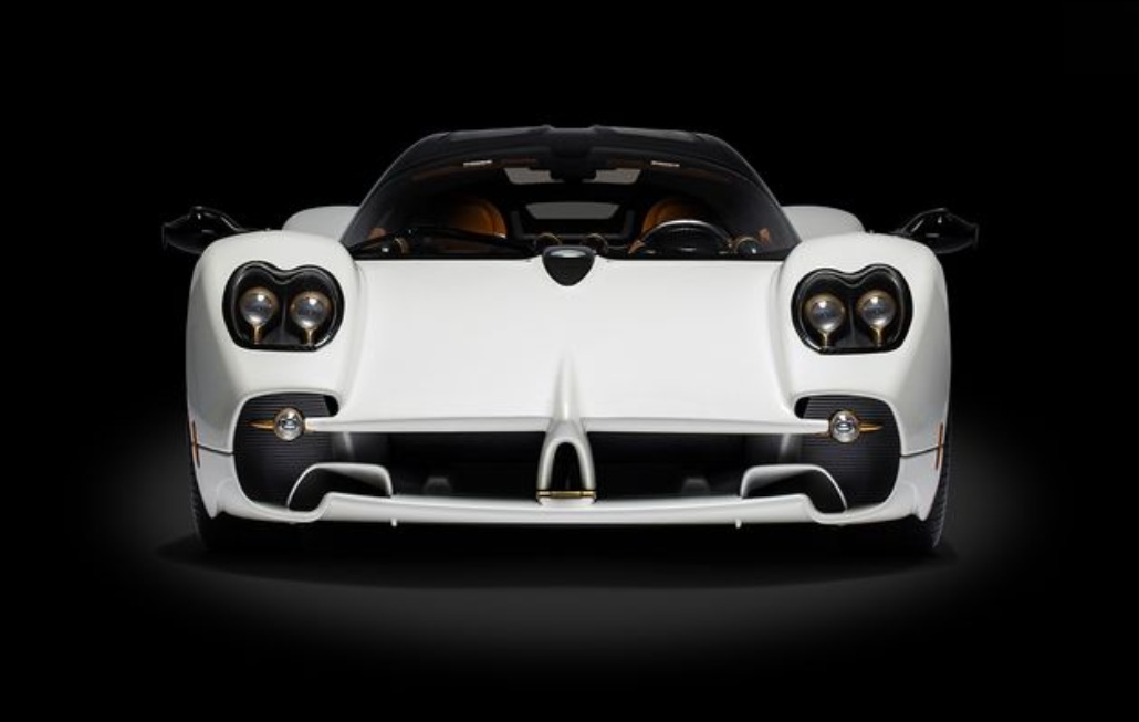 Pocher Pagani Utopia Coupe Bianco Perla 1/8 Metal Kit