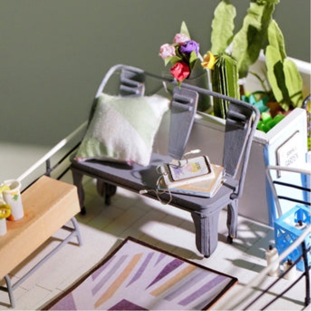 Rolife DIY Miniatuurhuis Dora's Loft 1/24