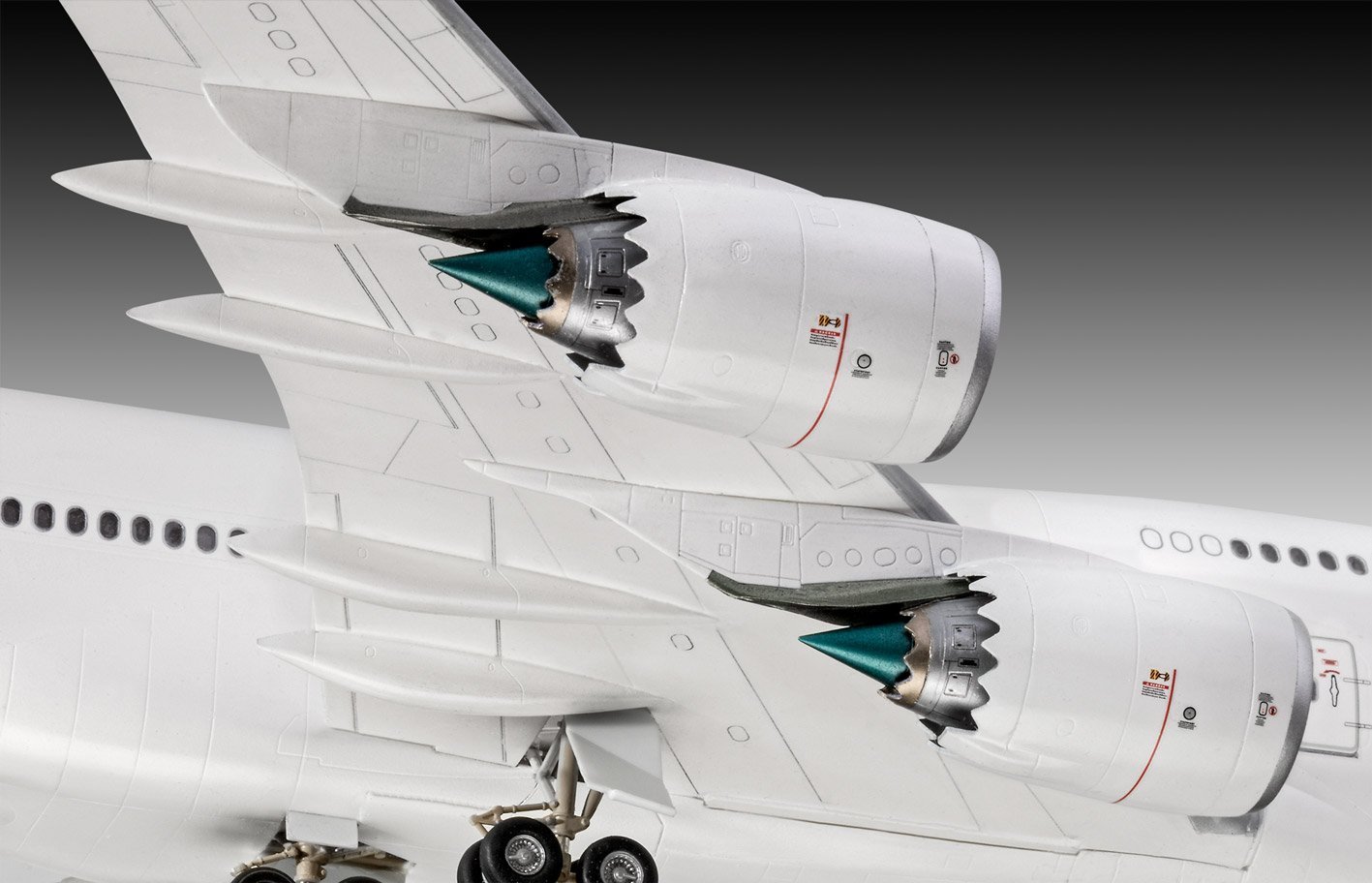 Revell Boeing 747-8 Lufthansa New Livery 1/144