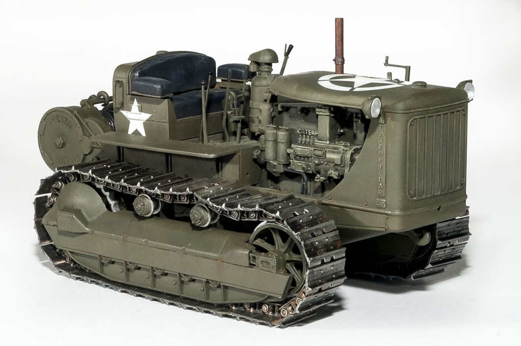MiniArt U.S. Tractor w/Towing Winch & Crewmen 1/35