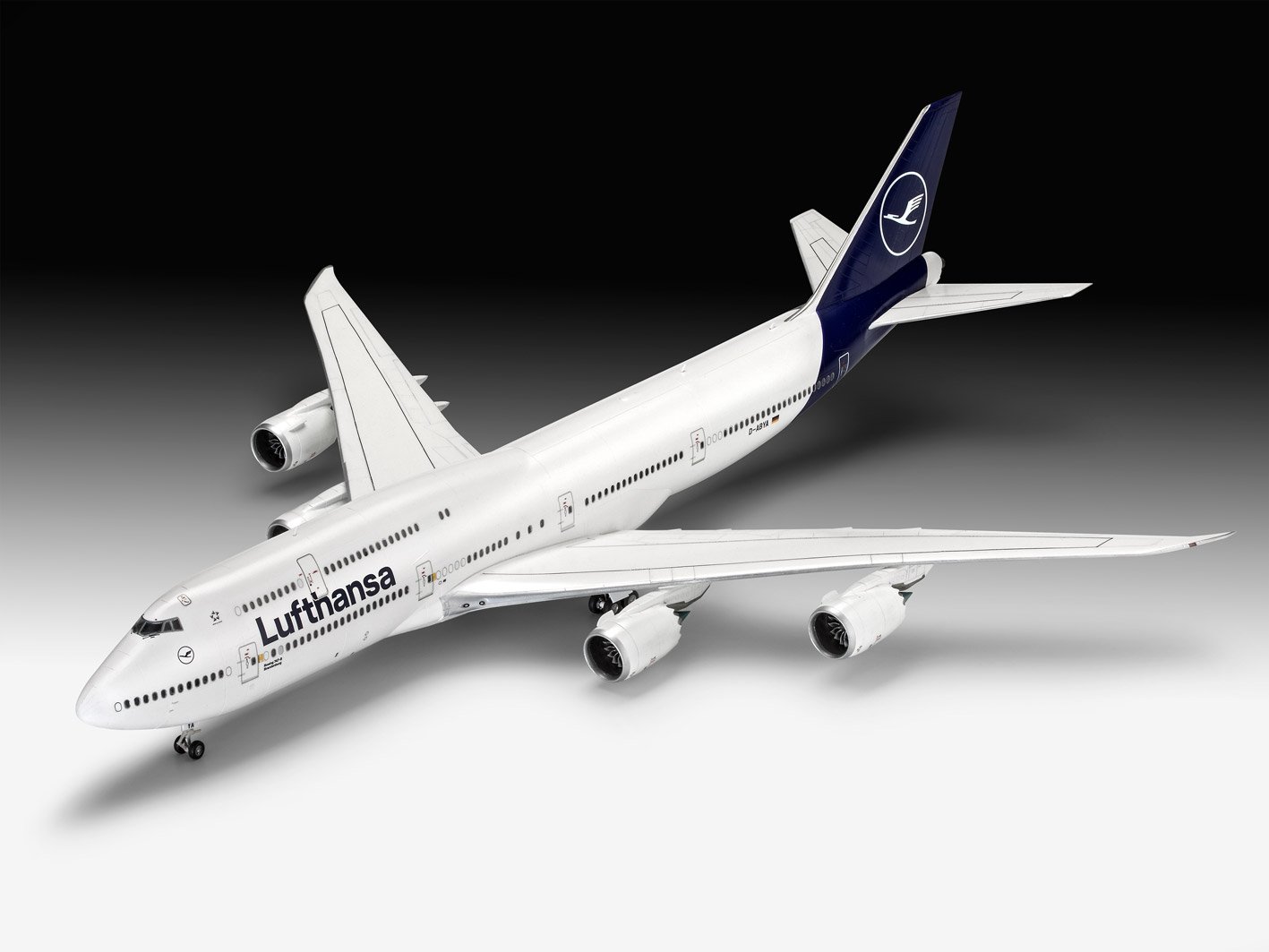 Revell Boeing 747-8 Lufthansa New Livery 1/144