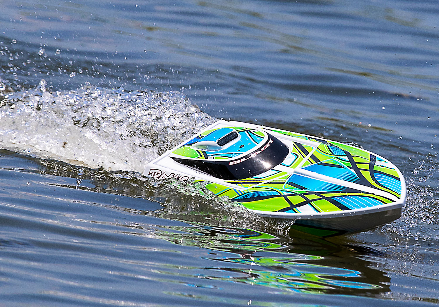Traxxas Blast High Performance Boat TQ (incl. battery/charger) Green