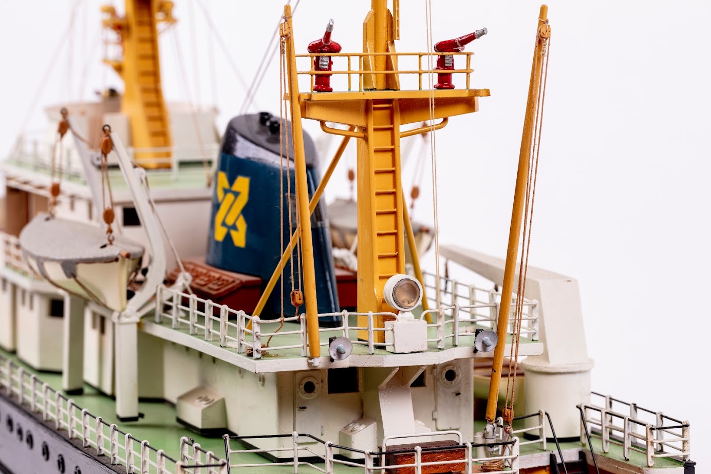 Billing Boats Zwarte Zee 1/90