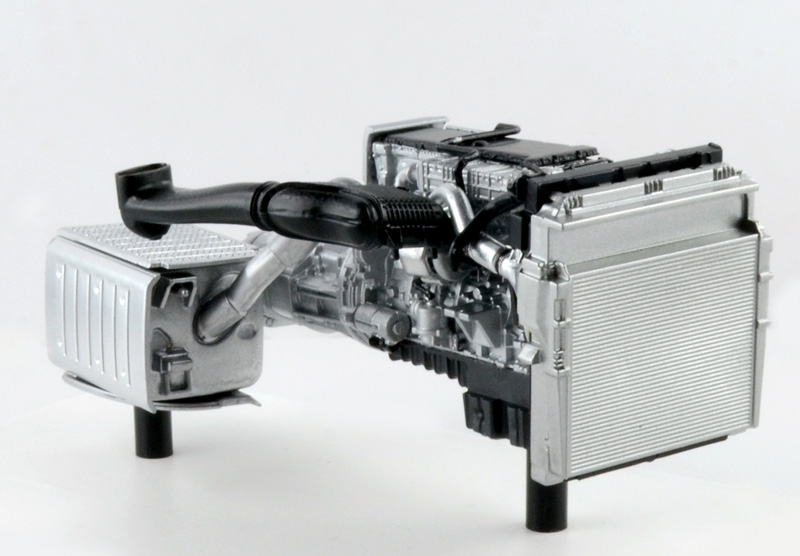 Italeri Mercedes Benz Actros MP4 Gigaspace Truck 1/24