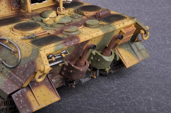 Trumpeter German Sd. Kfz.186 Jagdtiger 1/16
