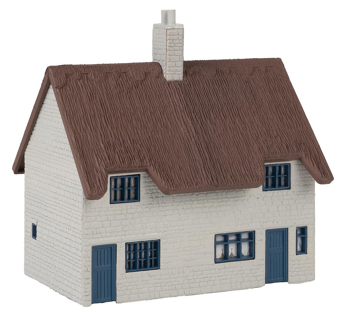 Faller Huis met Rieten Dak H0
