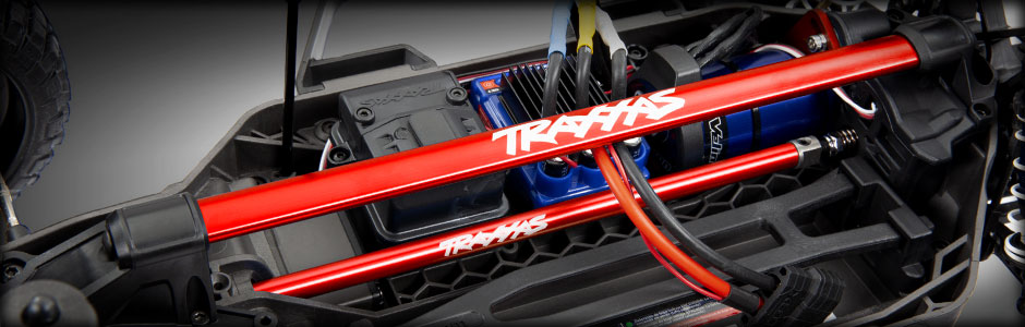 Traxxas Chassis brace kit red (fits Rustler 4X4 and Slash 4X4 equipped with Low-CG chassis)