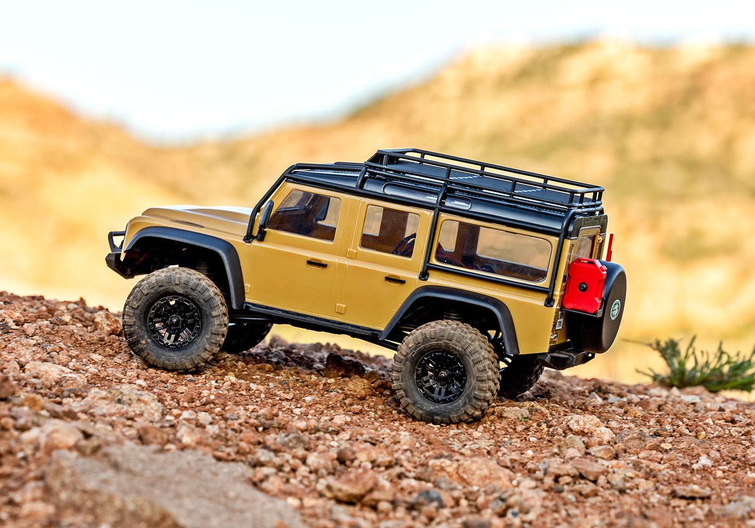 Traxxas TRX-4M Land Rover 4WD Electric Scale and Trail Crawler with TQ 1/18 Tan