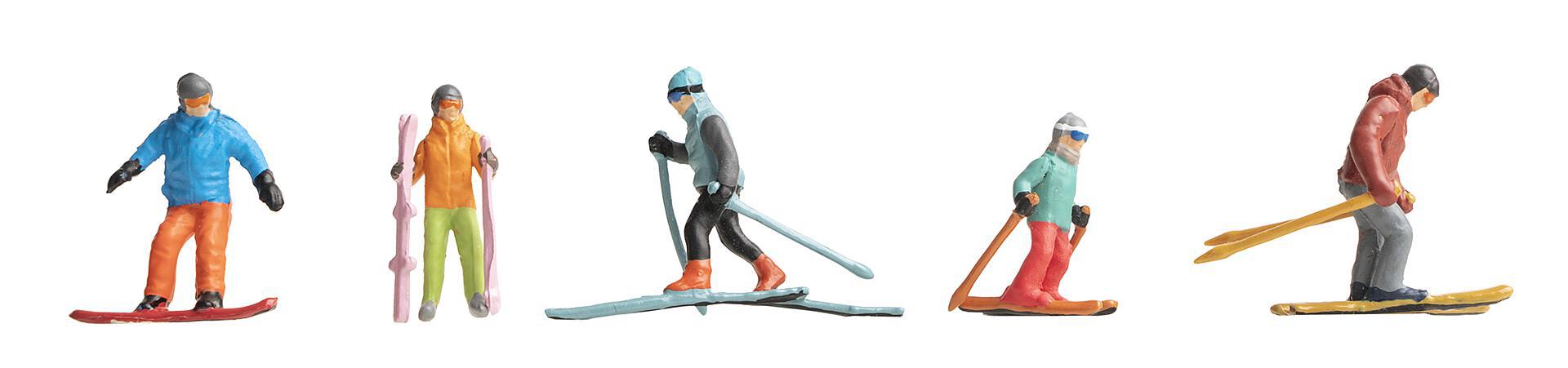 Faller Tijdens de Wintersport Figuren H0 (5)