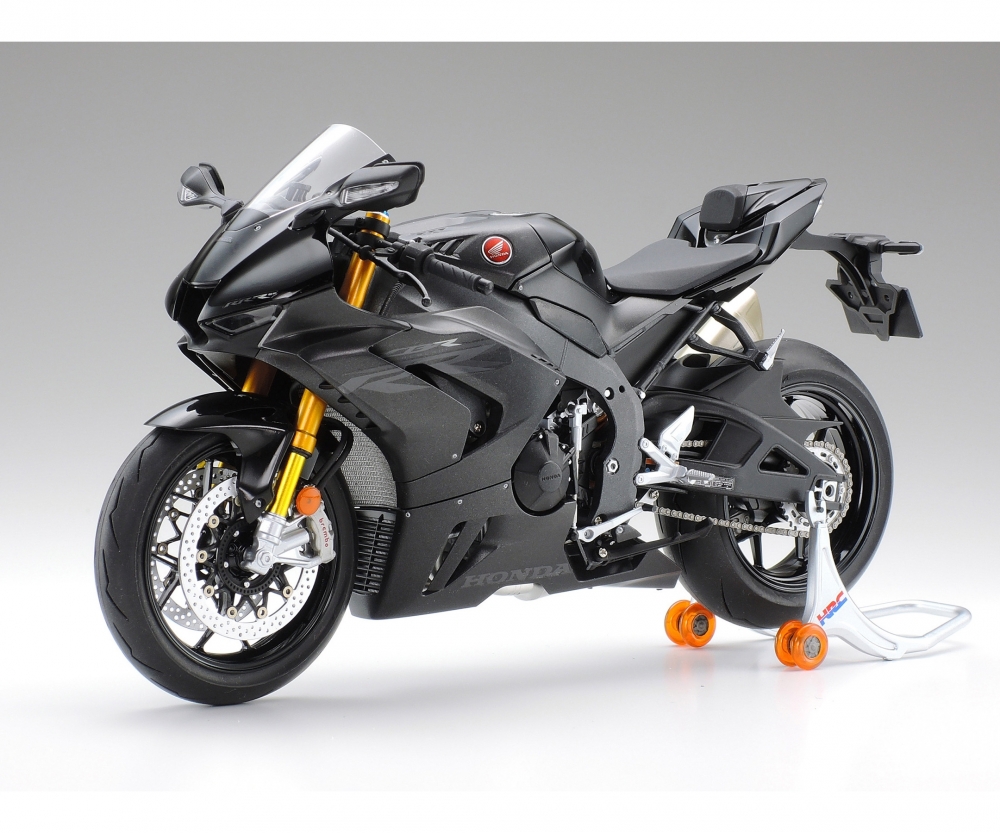 Tamiya Honda CBR1000RR-R Fireblade SP 1/12