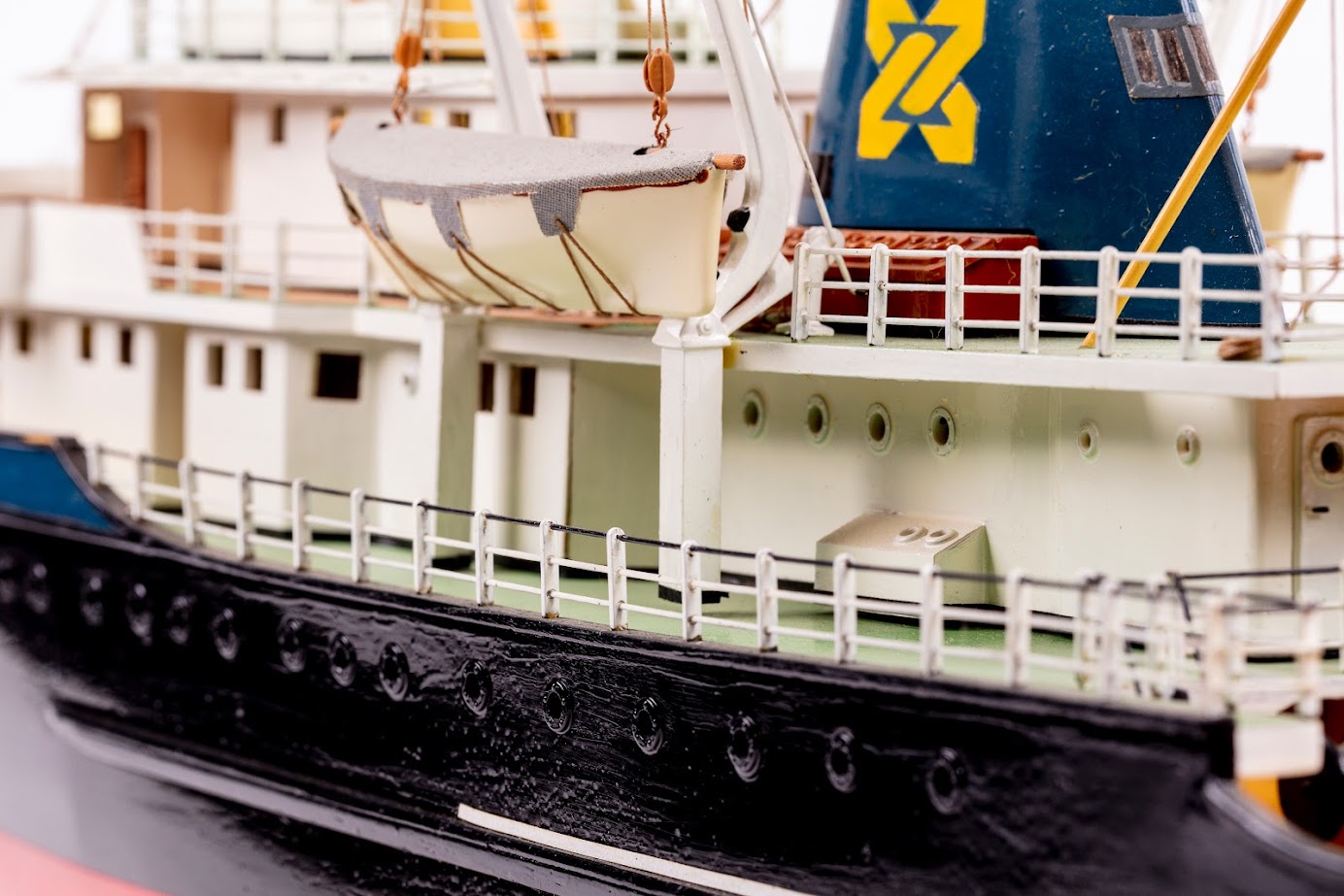 Billing Boats Zwarte Zee 1/90