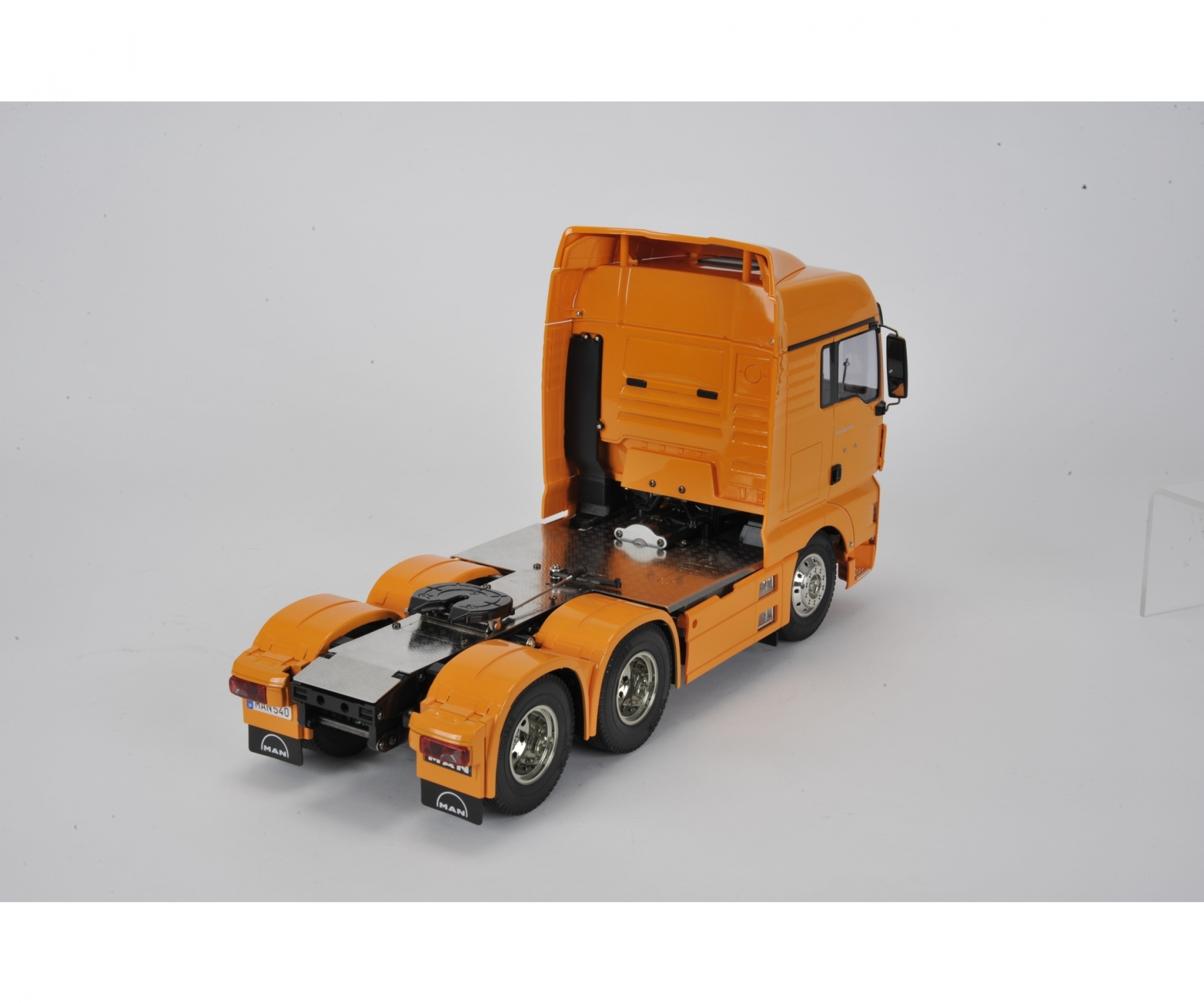 Carson Metalen Frame bedekking voor 3-assige Tamiya Trucks 1/14