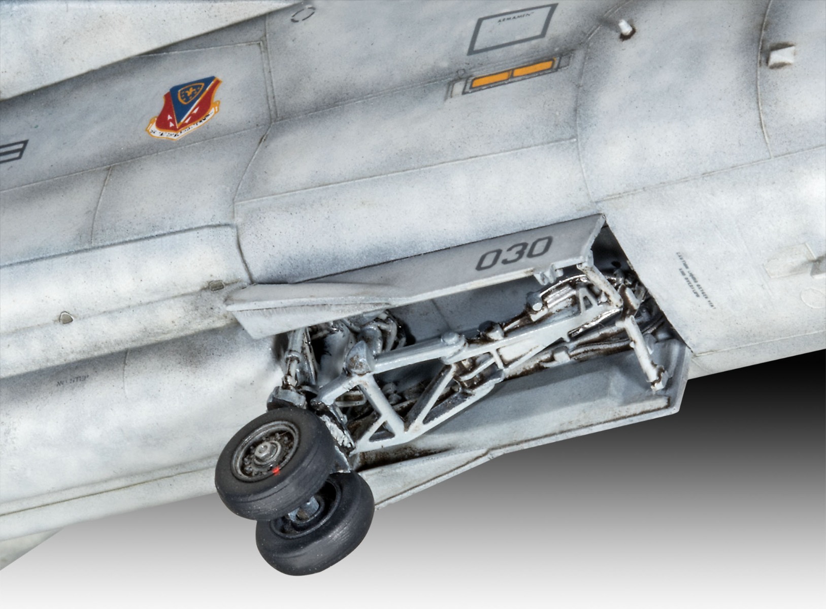 Revell EF-111A Raven Model Set 1/72