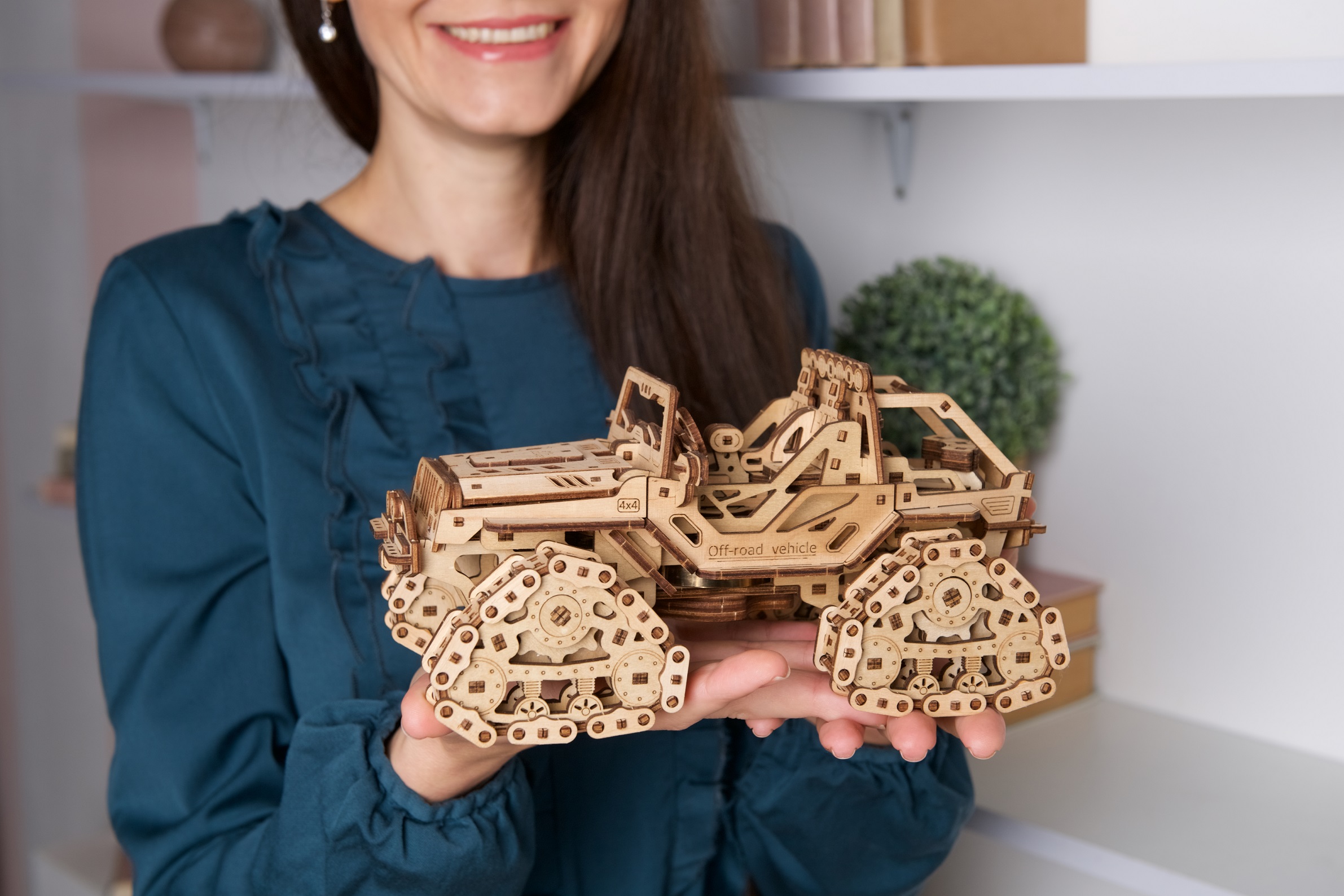 U-Gears Off-road Terreinwagen mechanisch houten bouwpakket