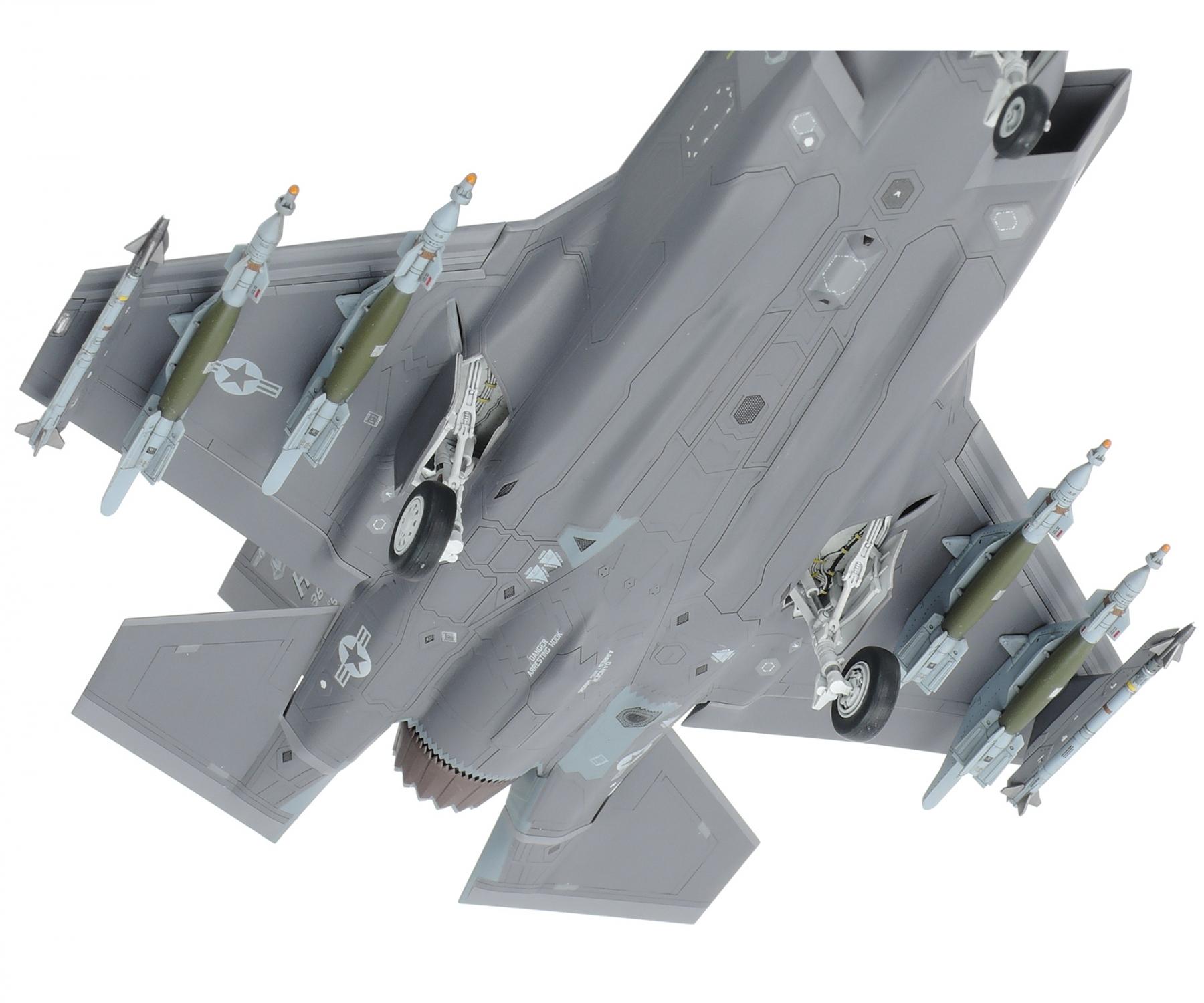 Tamiya Lockheed Martin F-35A Lightning II 1/72