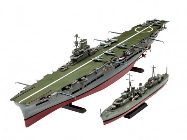 Revell Tribal Class Destroyer + HMS Ark Royal 1/720