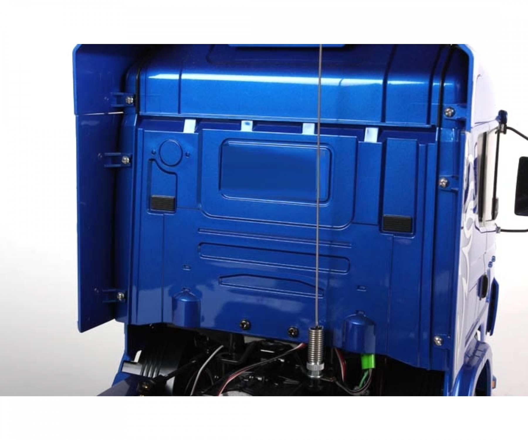 Tamiya	Scania R620 6x4 Highline Blue Edition R/C Truck Kit 1/14