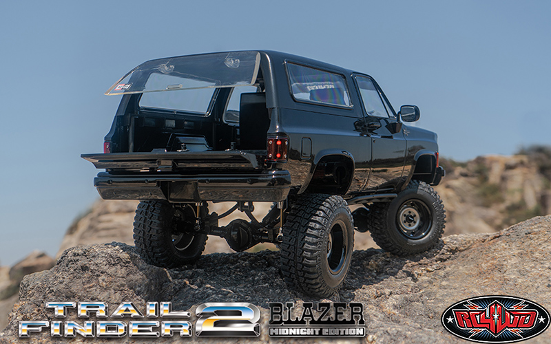 RC4WD Trail Finder 2 with Chevrolet Blazer Midnight Edition Hard Body Set 1/10