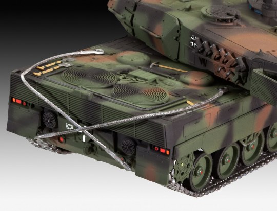 Revell Leopard 2A6/A6M 1/72