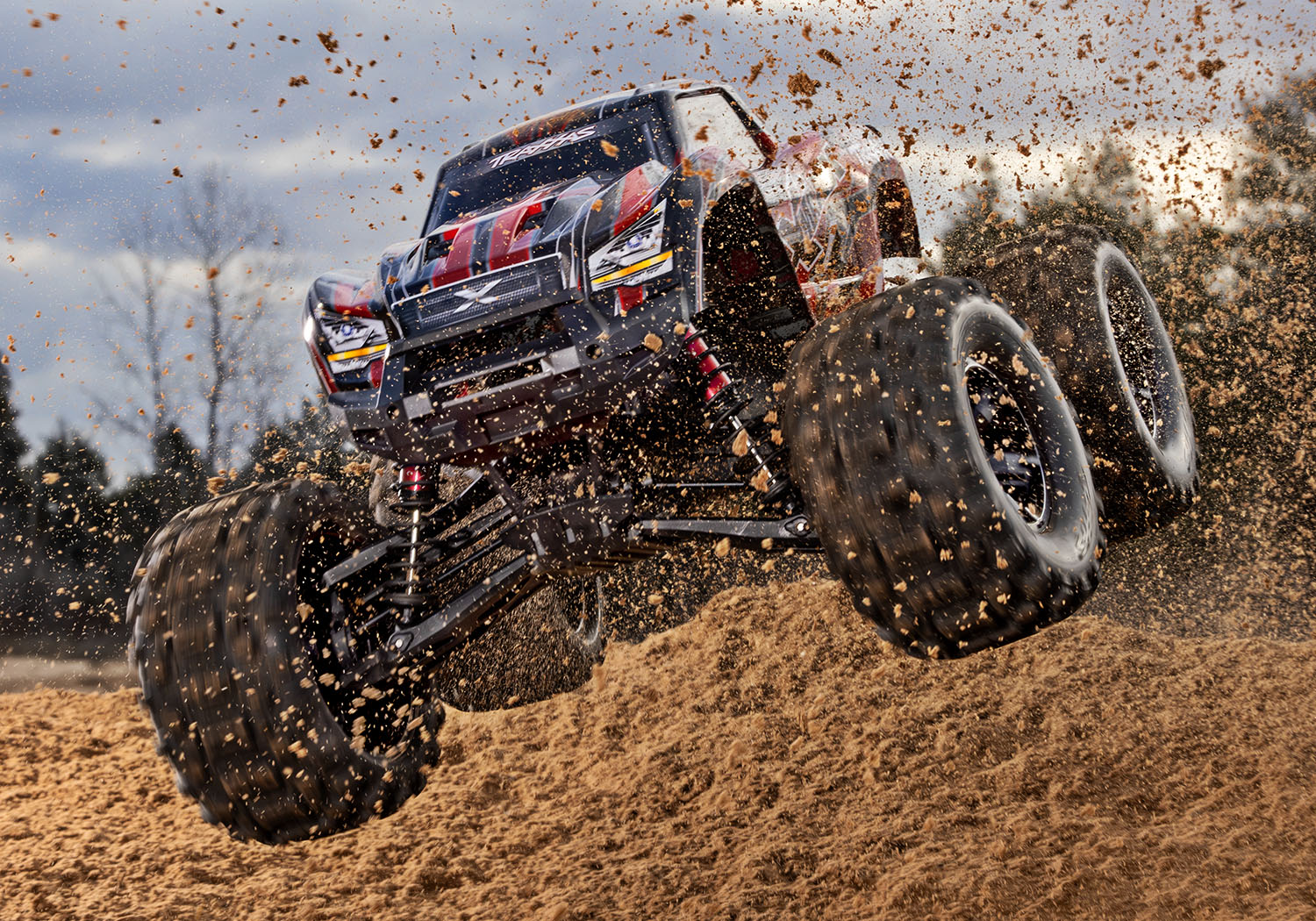 Traxxas X-Maxx 4WD 8S Belted Brushless Monster Truck RTR TSM 30+ Volts 1/5 Red
