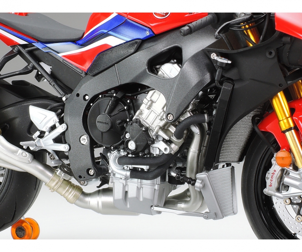 Tamiya Honda CBR1000RR-R Fireblade SP 1/12