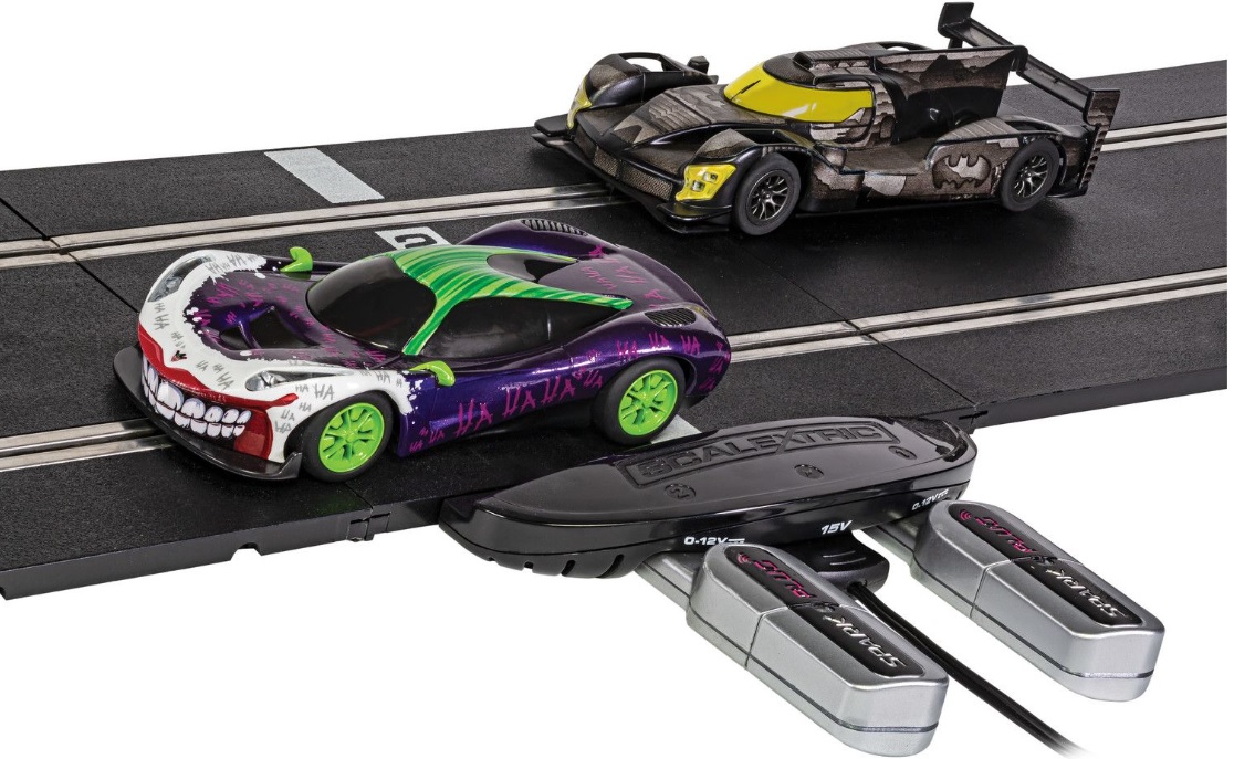 Scalextric Spark Plug Batman vs Joker Race Set - European plug Racebaan