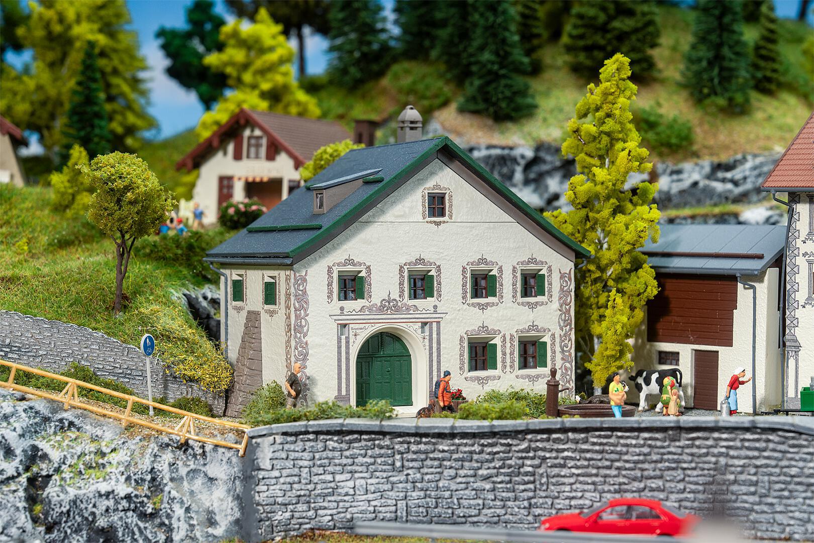 Faller Bundnerhaus Guarda H0