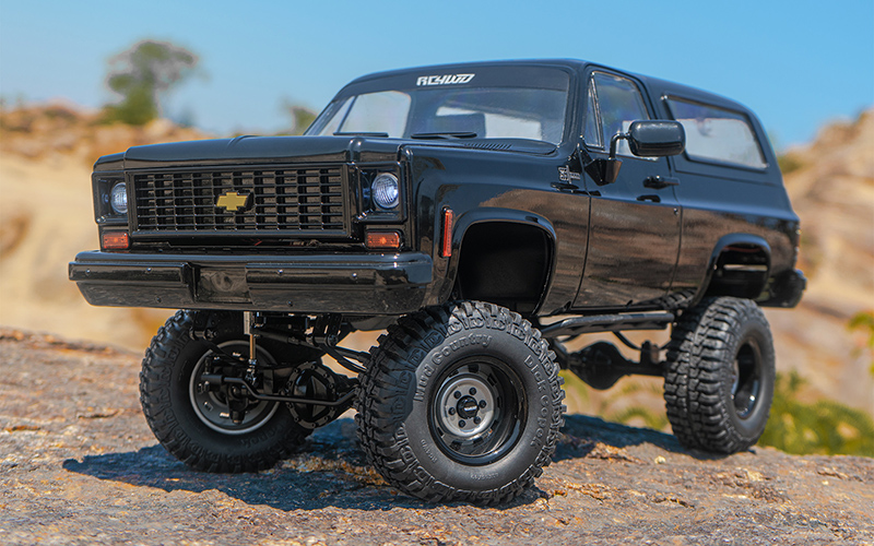 RC4WD Trail Finder 2 with Chevrolet Blazer Midnight Edition Hard Body Set 1/10