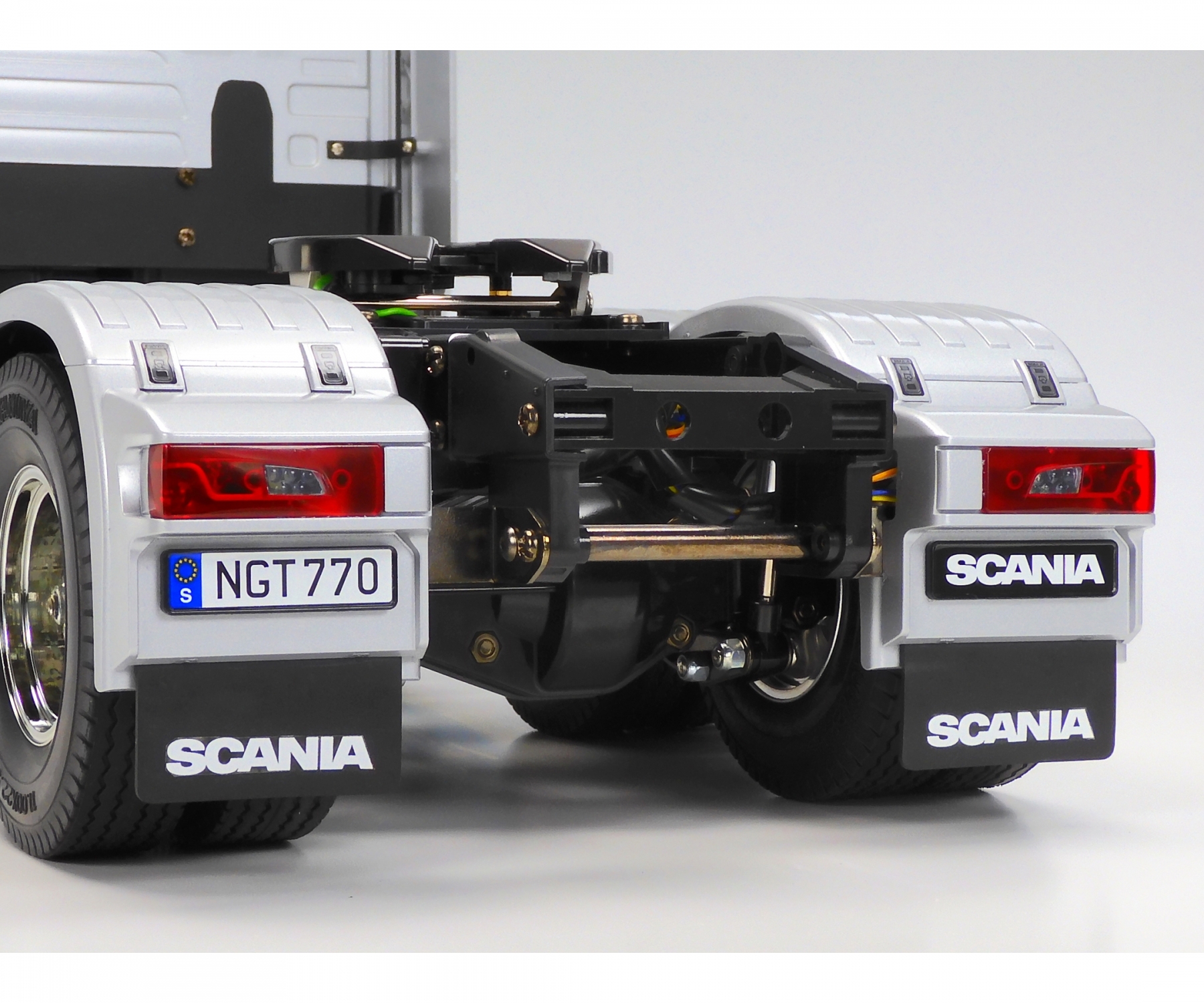 Tamiya Scania 770 S 6x4 Truck Silver Edition Kit 1/14
