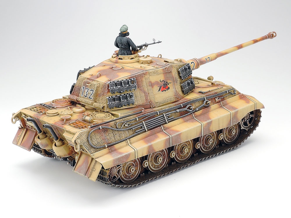 Tamiya German SdKfz.182 Pz VI Kingtiger 1/35