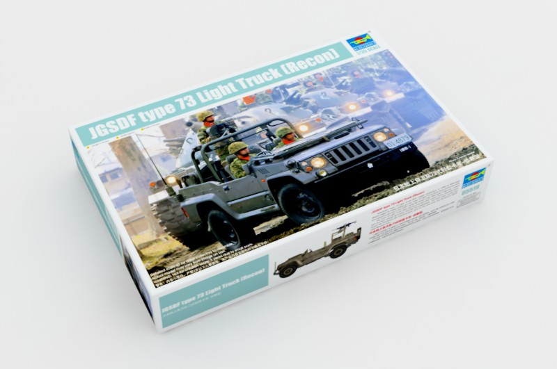 Trumpeter JGSDF Type 73 Light Truck Recon 1/35